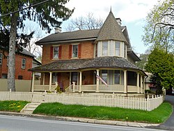 House_in_West_Grove,_PA_1